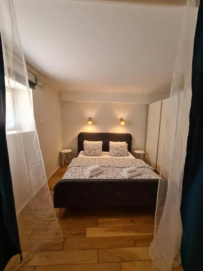 Arsenal Apartments Zadar